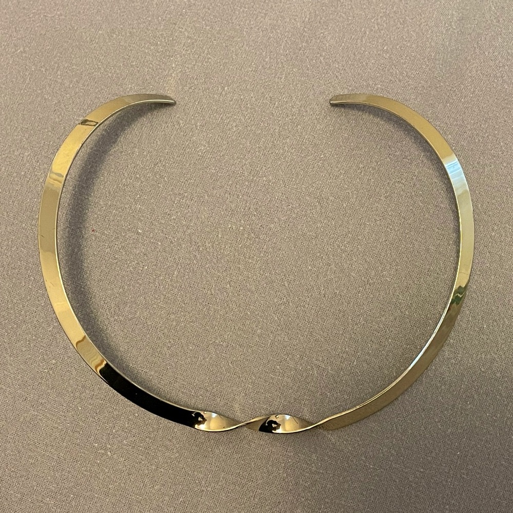 Zara Gold Collar Necklace Twist Detail